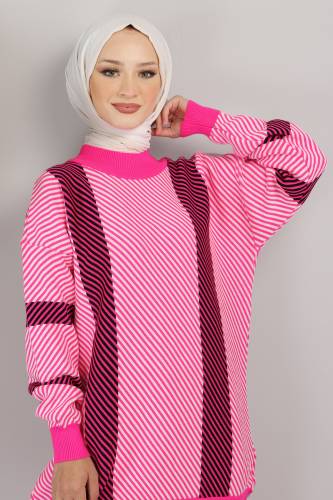 Asimetrik Çizgili Triko Takım TSD220721 Fuşya - Tesettür Dünyası (1)
