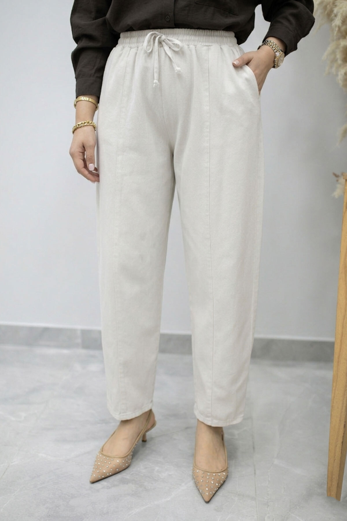 Beli Lastikli Havuç Pantolon TSD260155 Taş rengi