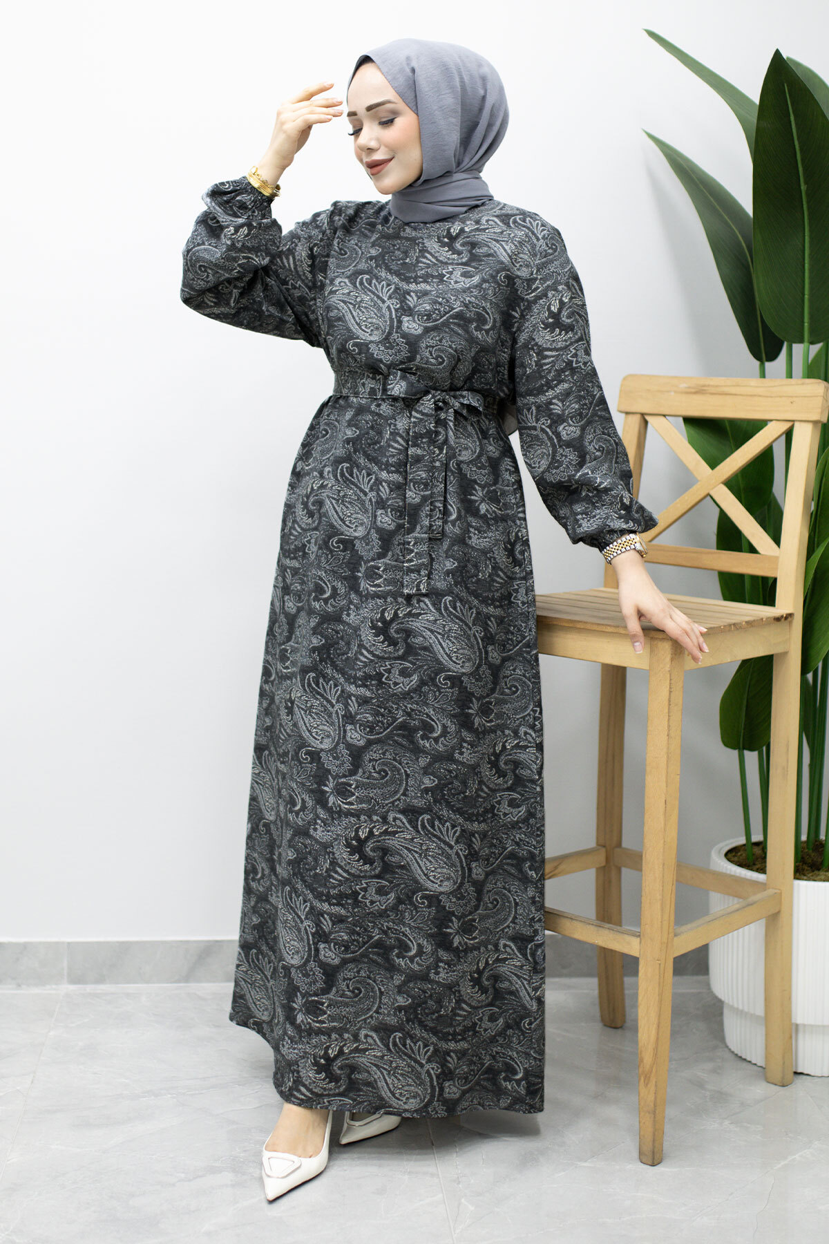 Bisiklet Yaka Şal Desenli Elbise TSD260208 Siyah