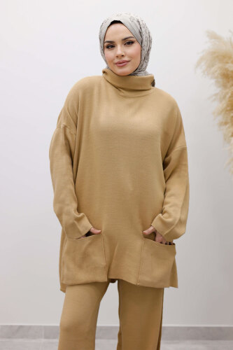 Çift Cepli Boğazlı Triko Takım TSD260109 Camel - TESETTÜR DÜNYASI (1)