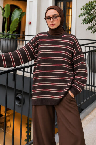 Çizgili Oversize Triko Kazak TSD260388 Kahverengi 