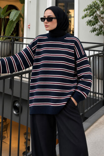 Çizgili Oversize Triko Kazak TSD260388 Lacivert - 4