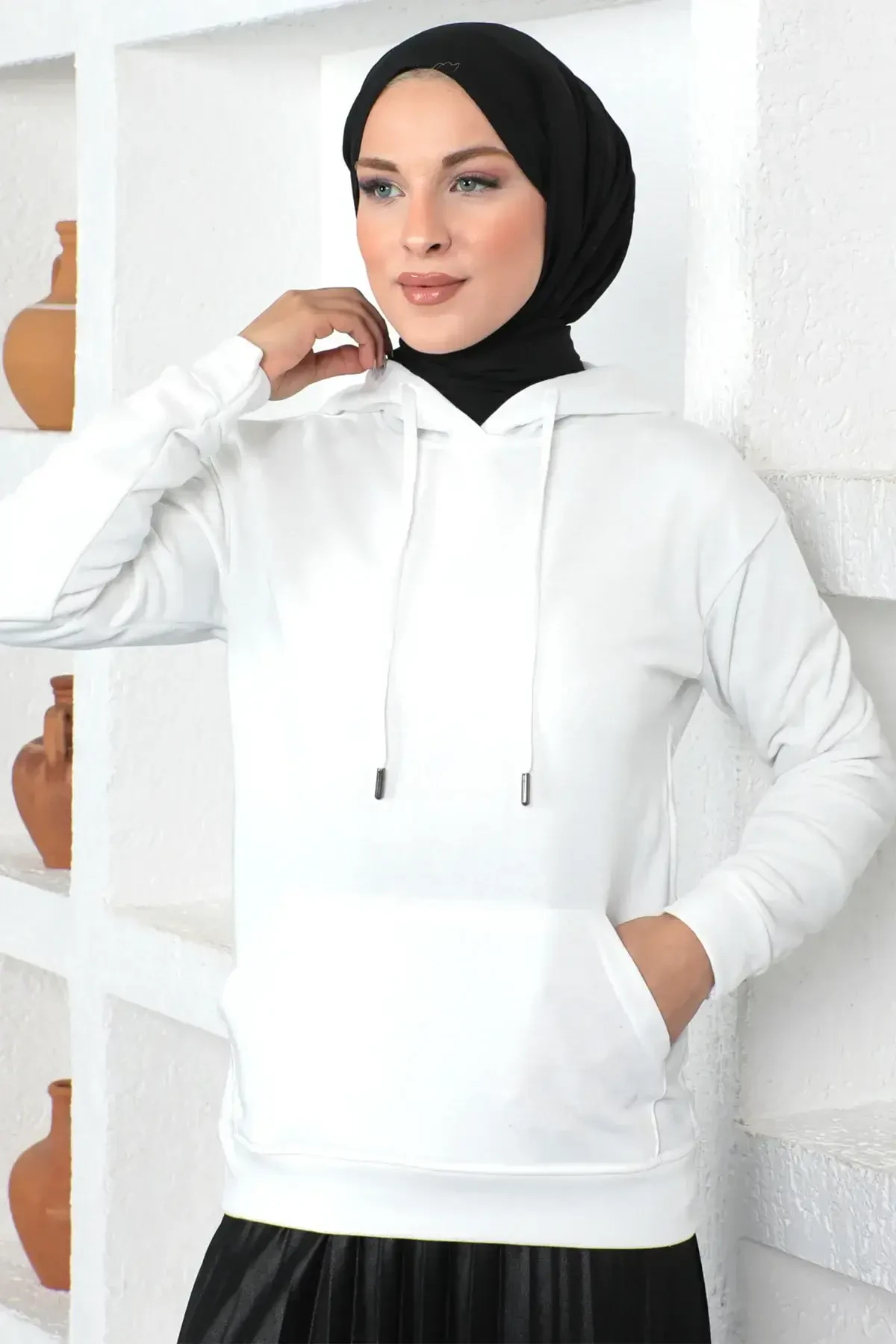 Kapşonlu Sweatshirt TSD230340 Beyaz 