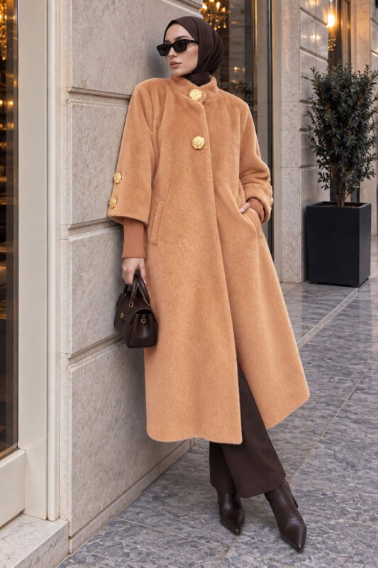 Kol Ucu Triko Detaylı Angora Fox Kaban TSD250246 Camel - Tesettür Dünyası