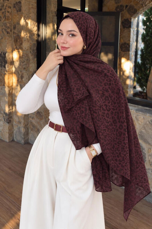 Leopar Desenli Jakarlı Şal TSD260360 Mürdüm - Tesettür Dünyası