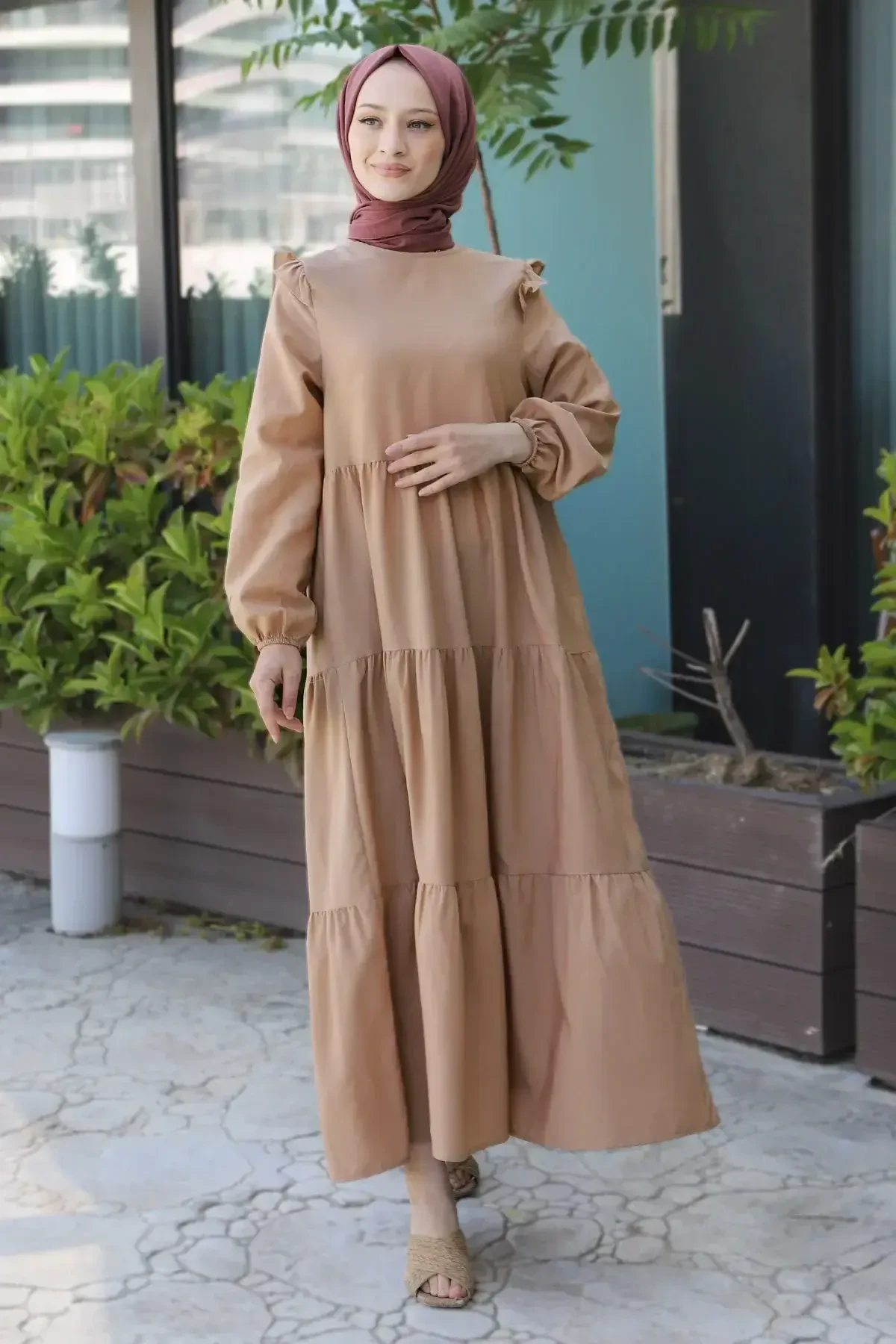 Omuzu Fırfırlı Elbise TSD220641 Camel - Tesettür Dünyası (1)