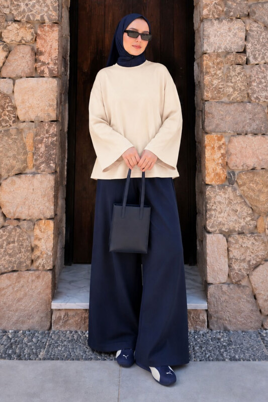 Oversize Oysho Sweat TSD260331 Bej - Tesettür Dünyası (1)