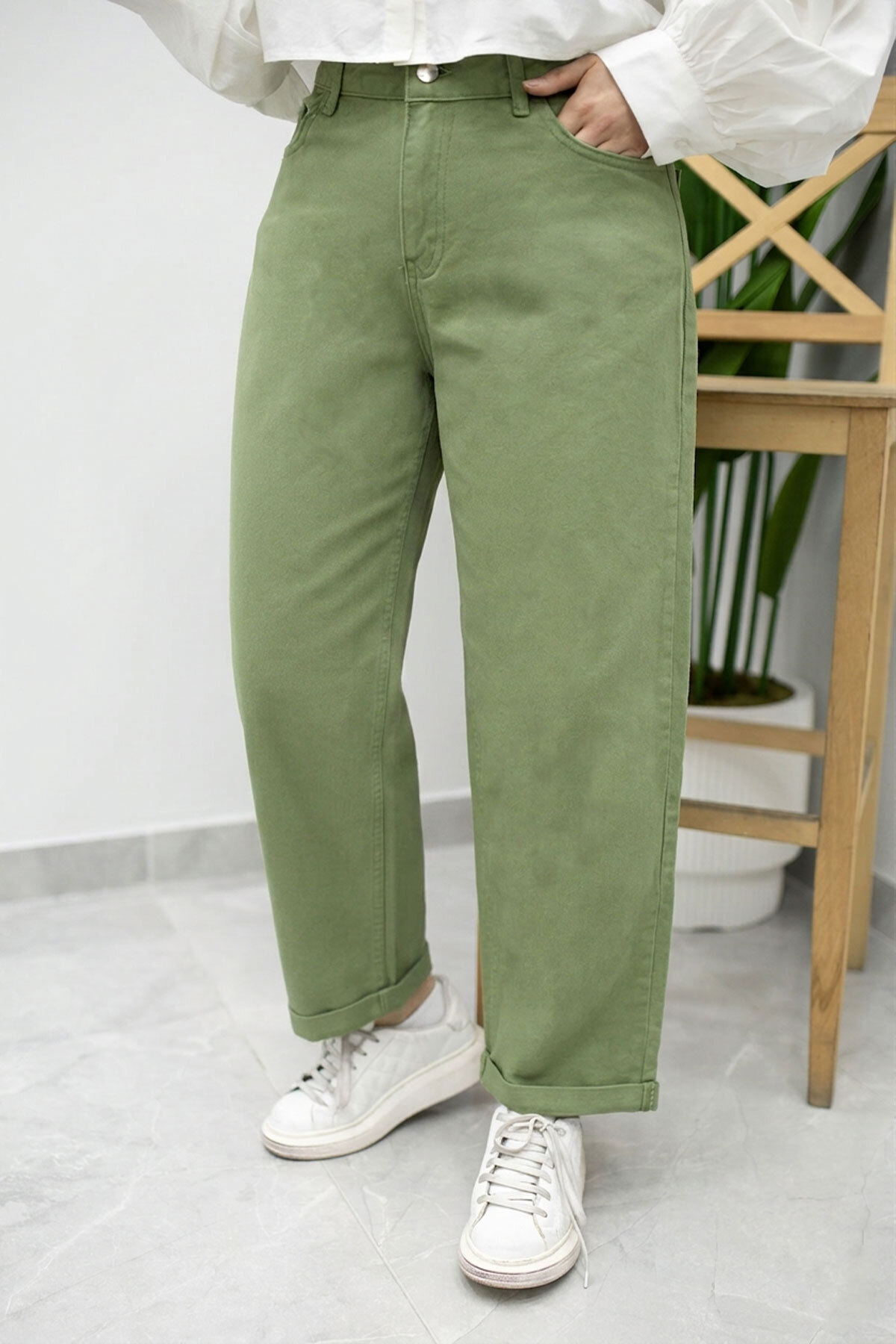 Paçası Katlamalı Mom Pantolon TSD260211 Yeşil